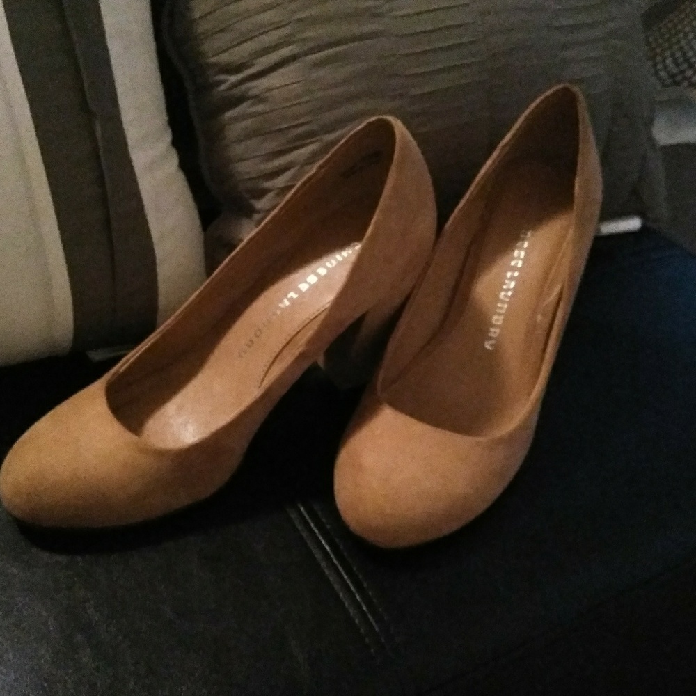 Chinese Laundry Nude Heels
